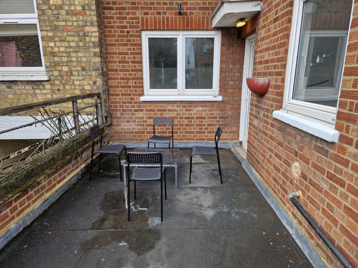 Whetstone Finchley Holidays מראה חיצוני תמונה